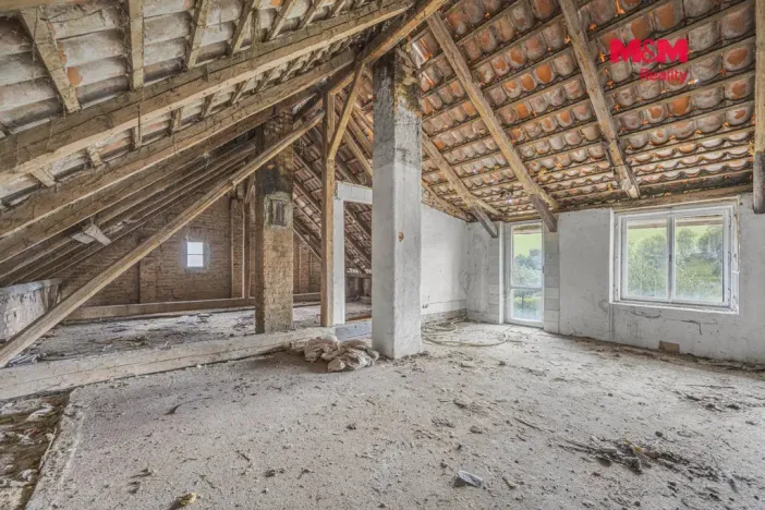 Prodej rodinného domu, Šárovcova Lhota, 160 m2
