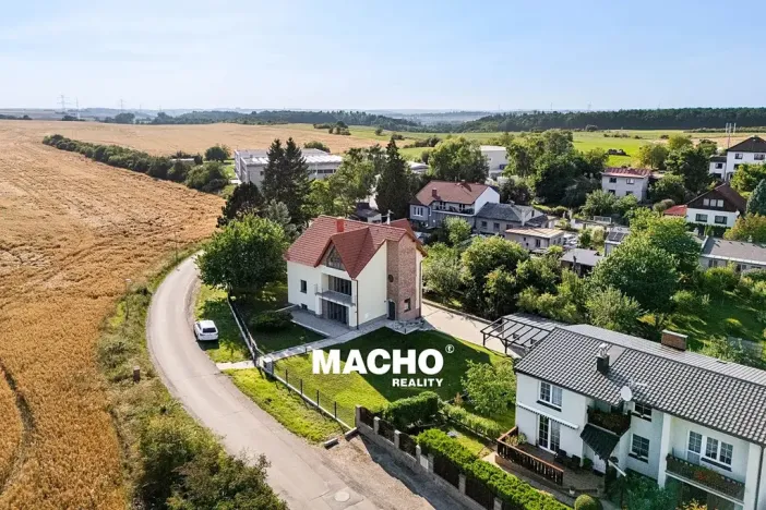 Pronájem rodinného domu, Kosoř, Školská, 380 m2