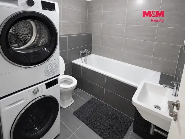 Pronájem bytu 2+kk, Praha - Hloubětín, Modrého, 55 m2