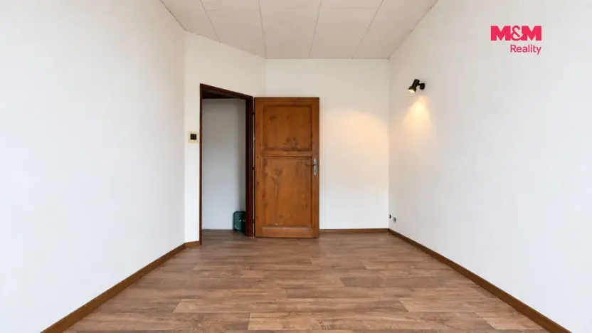Pronájem kanceláře, Klášterec nad Ohří, Chomutovská, 9 m2