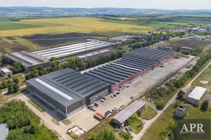 Pronájem skladu, Veselí nad Moravou, 2000 m2