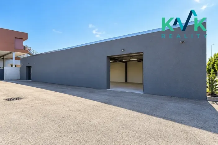 Pronájem skladu, Karlovy Vary, Chebská, 450 m2