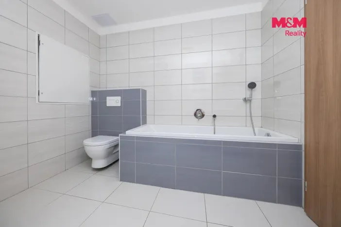 Prodej bytu 3+kk, Pardubice - Zelené Předměstí, Hronovická, 119 m2