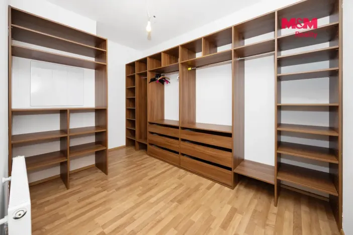 Prodej bytu 3+kk, Pardubice - Zelené Předměstí, Hronovická, 119 m2