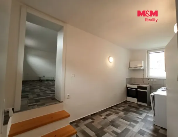 Pronájem bytu 1+1, Šternberk, Lesní, 48 m2