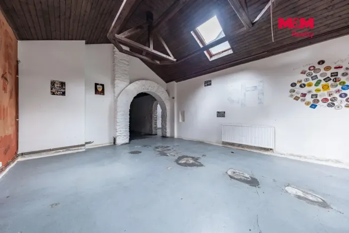 Pronájem restaurace, Praha - Letňany, Beranových, 161 m2