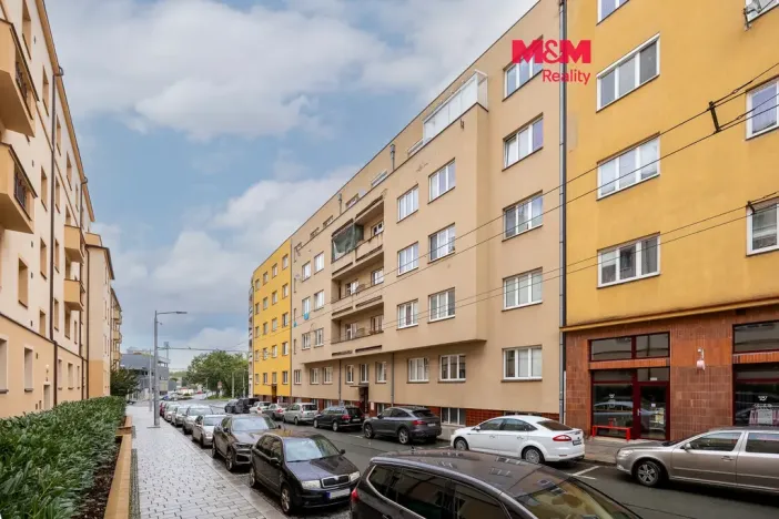 Prodej bytu 1+kk, Pardubice - Zelené Předměstí, Sladkovského, 31 m2