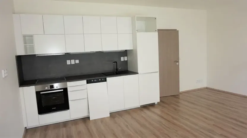Pronájem bytu 1+kk, Brno, Vranovská, 49 m2