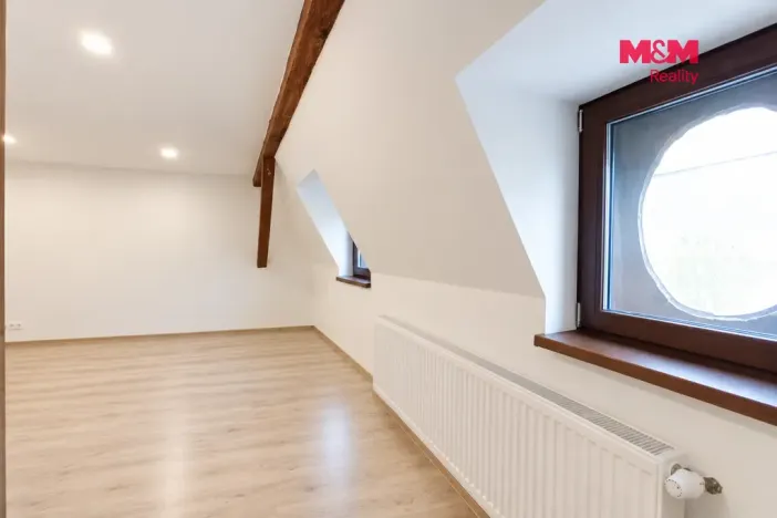 Pronájem bytu 3+kk, Šternberk, náměstí Svobody, 75 m2