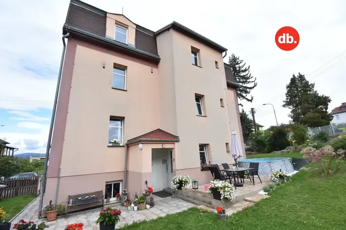 Pronájem bytu 1+1, Karlovy Vary, K Linhartu, 35 m2