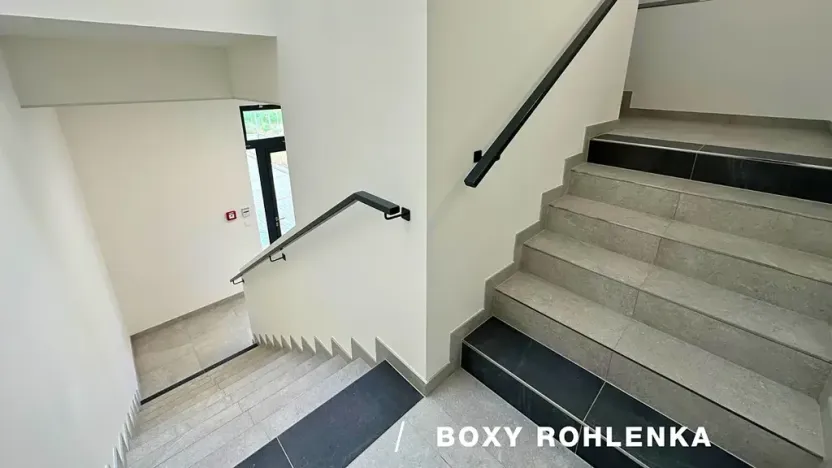 Pronájem skladu, Tvarožná, 269 m2
