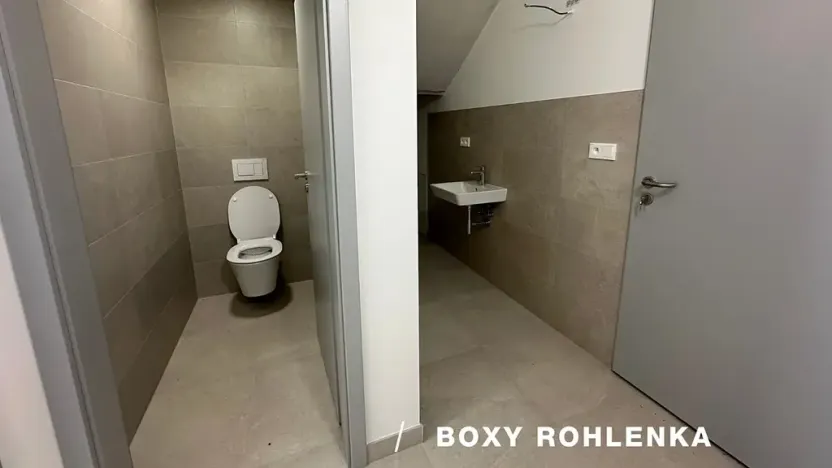 Pronájem skladu, Tvarožná, 268 m2
