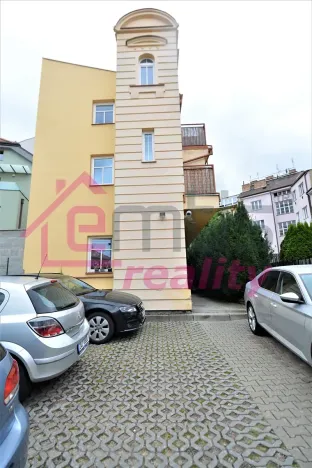 Pronájem bytu 2+kk, Praha - Břevnov, Za Strahovem, 37 m2