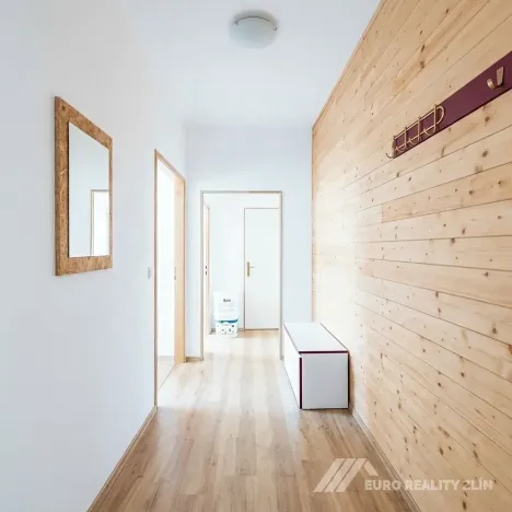 Pronájem bytu 2+1, Zlín, Kvítková, 61 m2