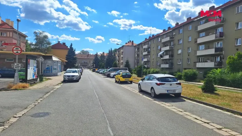 Prodej bytu 2+1, Hradec Králové, Ladova, 60 m2