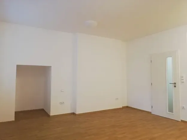 Pronájem bytu 1+kk, Praha - Vršovice, Karpatská, 32 m2