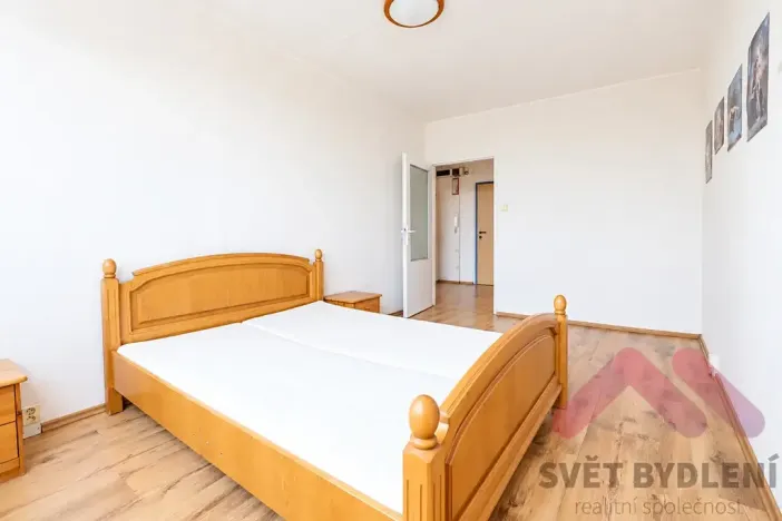 Pronájem bytu 2+kk, Praha - Řepy, Makovského, 40 m2
