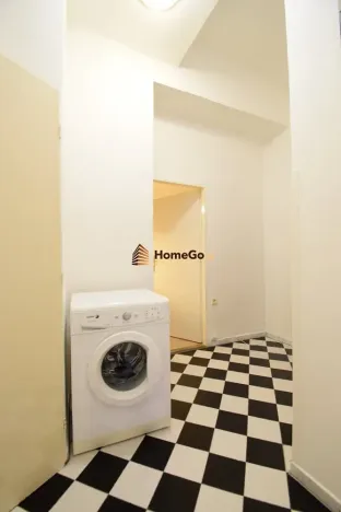 Pronájem bytu 2+kk, Praha - Vršovice, Sevastopolská, 46 m2