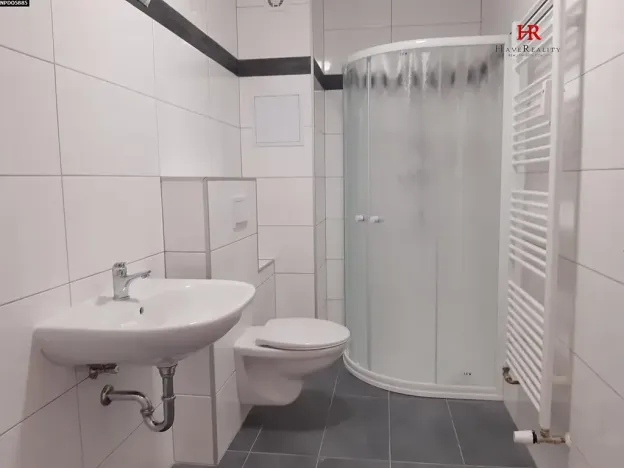 Prodej bytu 2+kk, Milovice, Višňová, 33 m2