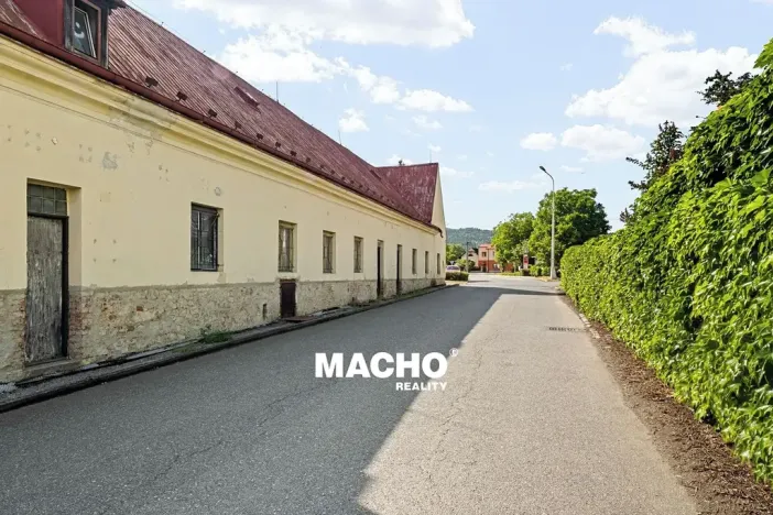 Prodej rodinného domu, Řitka, Na návsi, 286 m2
