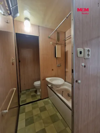 Pronájem bytu 1+1, Trutnov - Střední Předměstí, Slévárenská, 41 m2