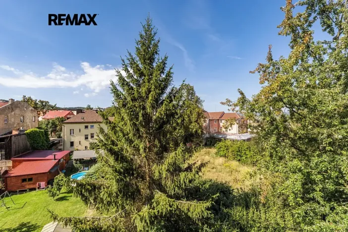 Prodej bytu 4+1, Karlovy Vary, Modenská, 77 m2