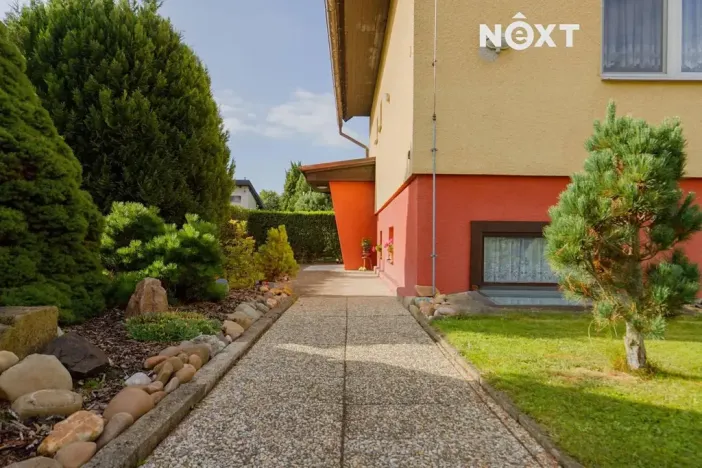 Prodej rodinného domu, Lužec nad Vltavou, Šmeralova, 184 m2