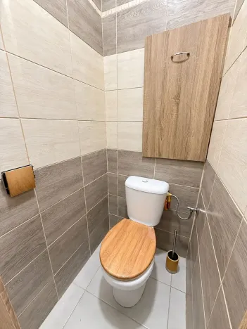 Pronájem bytu 2+1, Kadaň, Chomutovská, 53 m2