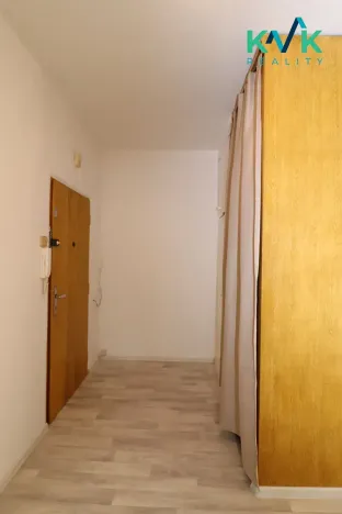 Pronájem bytu 2+1, Ostrov, Mánesova, 58 m2