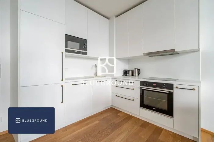 Pronájem bytu 2+kk, Praha - Holešovice, Komunardů, 59 m2