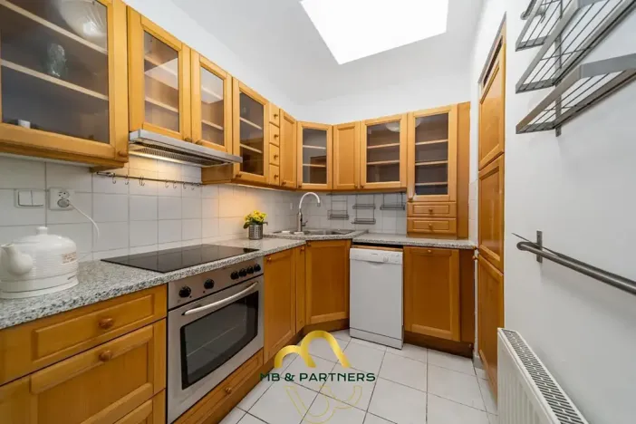Pronájem bytu 3+kk, Praha - Vinohrady, Pod Karlovem, 85 m2