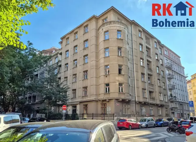Prodej bytu 3+1, Praha - Bubeneč, Čechova, 125 m2