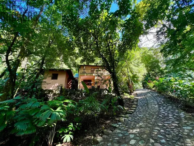 Prodej rodinného domu, La Ceiba, Honduras, 4080 m2