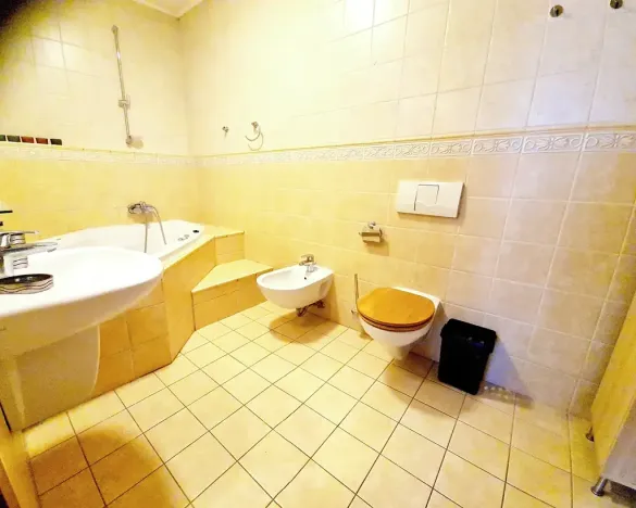 Pronájem bytu 2+kk, Praha - Nové Město, Ve Smečkách, 72 m2