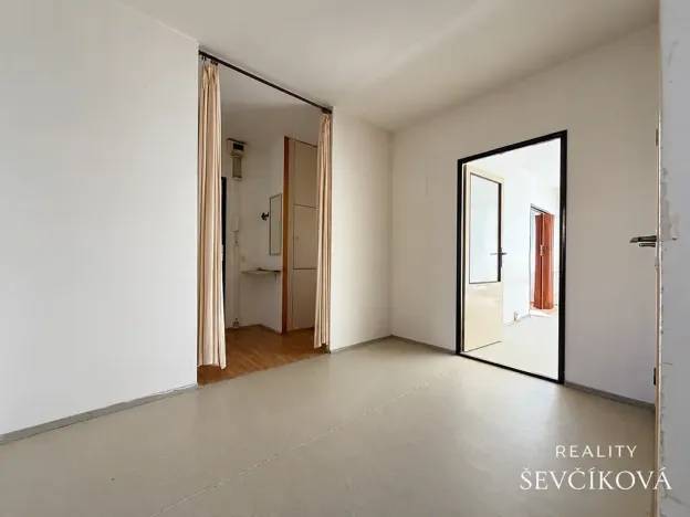 Prodej bytu 4+1, Praha - Bohnice, Řešovská, 79 m2