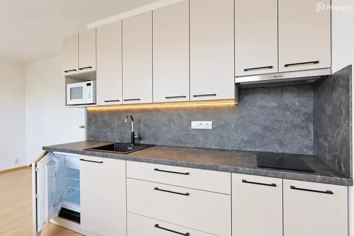 Pronájem bytu 1+kk, Brno, Markůvky, 25 m2