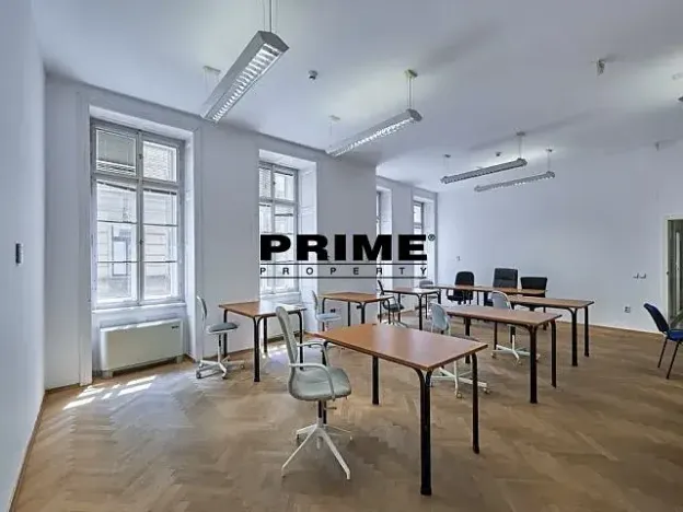 Pronájem kanceláře, Praha - Nové Město, Soukenická, 212 m2