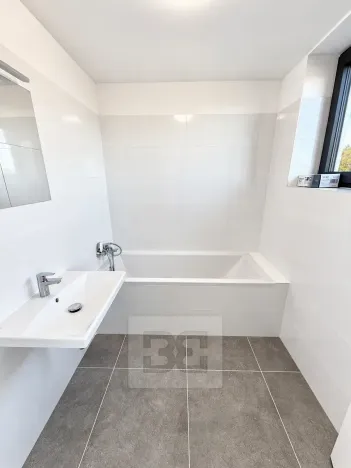 Pronájem bytu 2+kk, Kladno, Lesík, 55 m2