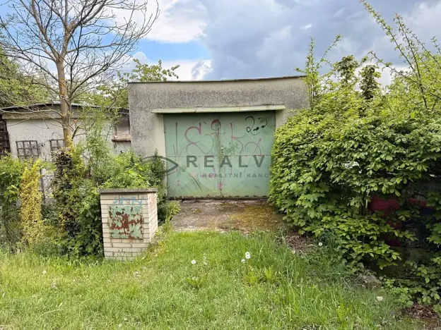 Prodej garáže, Litvínovice, 28 m2