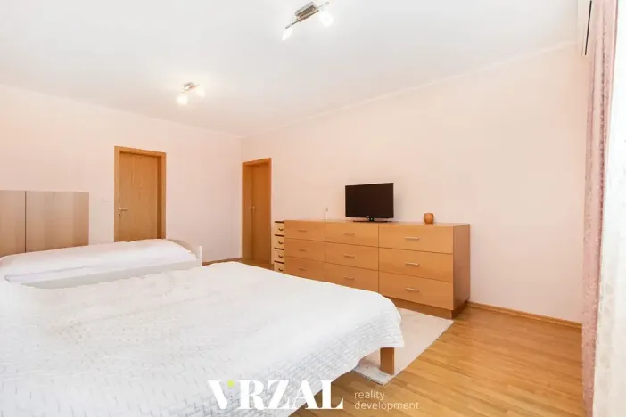 Prodej bytu 3+kk, Nehvizdy, Vyšehořovická, 125 m2
