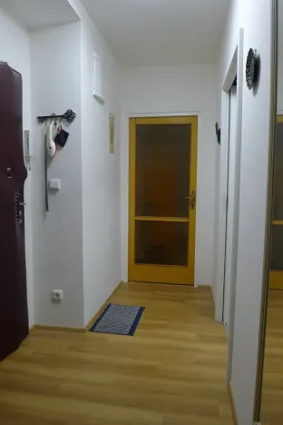 Pronájem bytu 2+kk, Praha - Vršovice, V olšinách, 55 m2