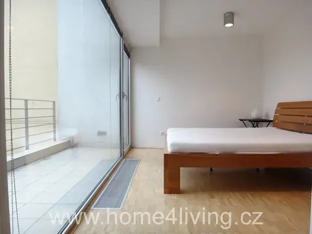 Pronájem bytu 2+kk, Brno, Údolní, 48 m2