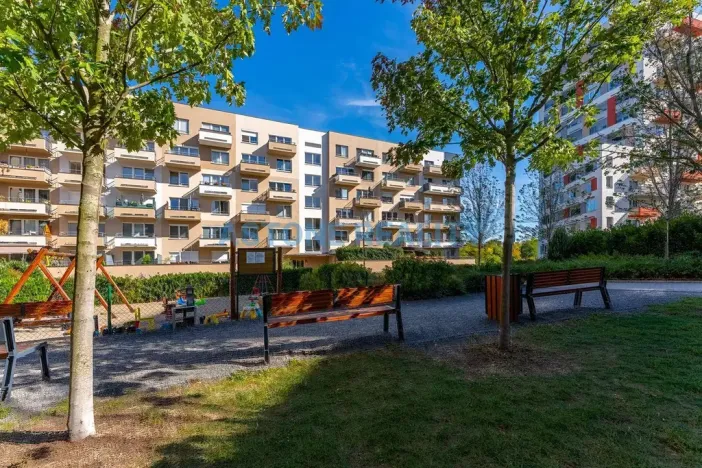 Prodej bytu 1+kk, Praha - Horní Měcholupy, Mantovská, 36 m2