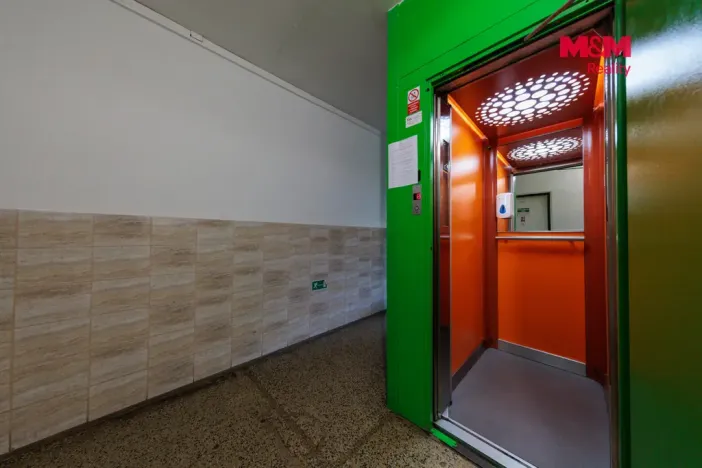 Prodej bytu 3+1, Chodov, Poděbradova, 58 m2