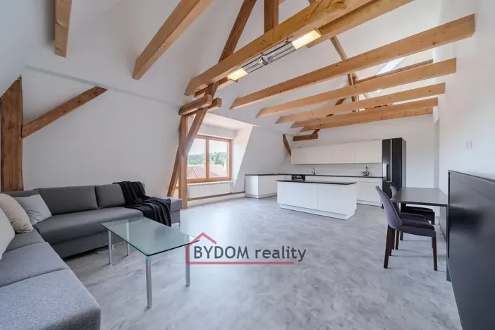 Prodej bytu 4+kk, Líšťany, 125 m2