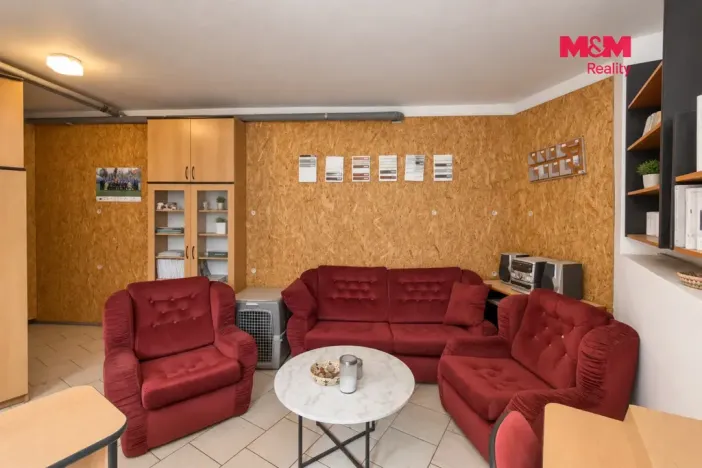 Prodej výrobních prostor, Kladno - Švermov, S. K. Neumanna, 151 m2