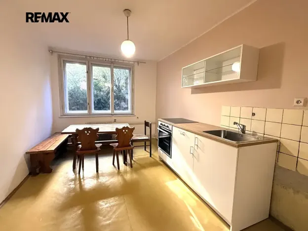 Pronájem bytu 2+1, Praha - Hostivař, Pod štěpem, 68 m2