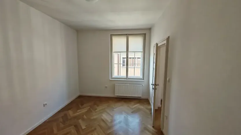 Pronájem bytu 2+1, Praha - Staré Město, Dlouhá, 61 m2