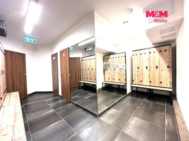 Prodej obchodního prostoru, Praha - Smíchov, Kobrova, 276 m2