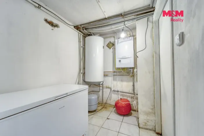 Prodej rodinného domu, Mokrouše, 176 m2